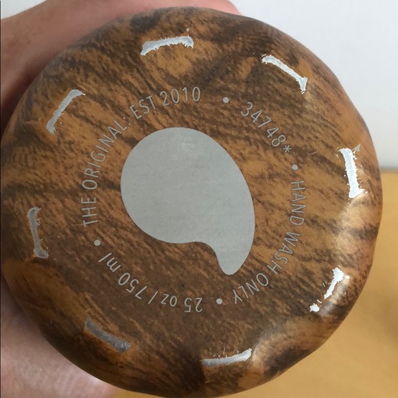 SWELL Teakwood 3 Bottles and Cleaning Brush Set - Picture 5 of 7